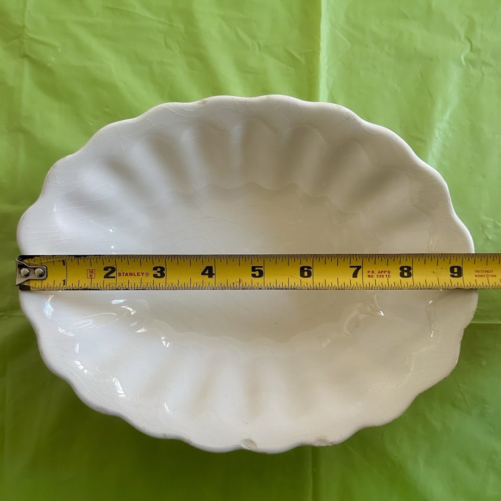 Vintage Majoliche Jessica Scalloped Serving Bowl White Medium 9" Made in Italy - Picture 8 of 9